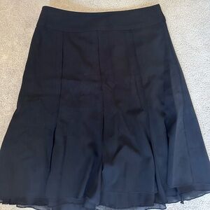 Back skirt